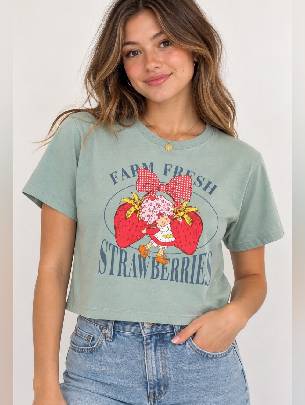 Strawberry Shortcake Farm Fresh Graphic Crop T-Shirt Green Size M